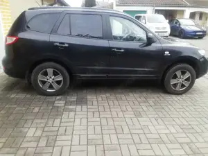 Hyundai SANTA FE Santa Fe 2.7 V6 4WD GLS Bild 4