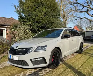 Skoda Octavia RS 2.0 TDI 4x4 DSG | Standh. AHK | Canton