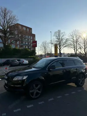Audi Q7 3.0 TDI DPF quattro tiptronic Bild 3