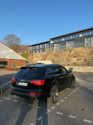 Audi Q7 3.0 TDI DPF quattro tiptronic Bild 5