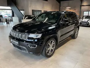 Jeep Grand Cherokee 3.0 CRD Overland Luftf. Navi Pano