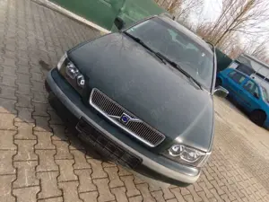 Volvo V40 1.8 Klima Automatik Kein Tüv