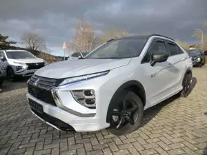 Mitsubishi Eclipse Cross ´´Top´´ Plug-in Hybrid 4WD inkl. M+S Bild 1