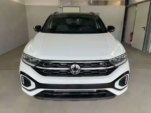 Volkswagen T-Roc R-Line 150PS DSG Black+AHK+Matrix+Navi 1.5 TSI DSG Bild 2