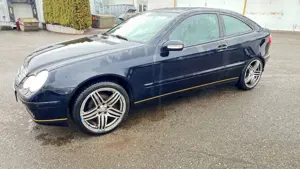 Mercedes-Benz C 180 C-Klasse Sportcoupe Kompressor GasBenzin Bild 3