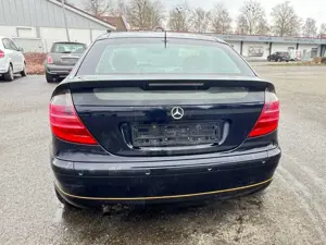 Mercedes-Benz C 180 C-Klasse Sportcoupe Kompressor GasBenzin Bild 4