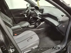 Peugeot 2008 Hybrid 145 Allure AT. Navi/360Kam -43%* Bild 3