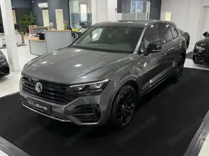 Volkswagen Touareg R-Line Black Style 4M V6 TDI *AHK*KAM*