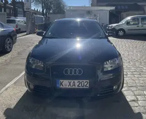 Audi A3 1.6 FSI AppleCarplay/8Fachbereift/Sportoptik