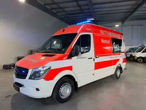 Mercedes-Benz Sprinter II 316 CDI L2*RTW*KTW*LIEGE*TRAGESTUHL
