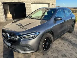 Mercedes-Benz GLA 250 GLA 250 e Plug-in Hybrid Progressive Line Bild 5