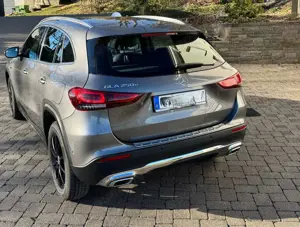 Mercedes-Benz GLA 250 GLA 250 e Plug-in Hybrid Progressive Line Bild 3