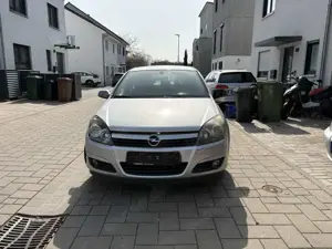 Opel Astra 1.8 Automatik Edition