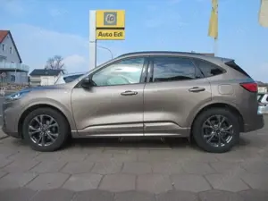 Ford Kuga Hybrid ST-Line X, Fahrerassistenz-Paket