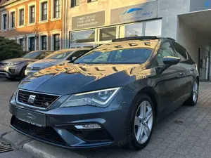 SEAT Leon FR 2,0 LED, Teilleder, PANORAMA