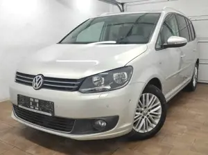Volkswagen Touran 1.6 KAMERA NAVI KLIMAA SHZ BC TEMP EURO5 ALLWETTER