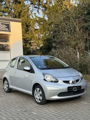 Toyota Aygo Cool/Kupplung Neu/ Klima /TÜV  Service Neu