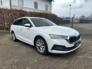 Skoda Octavia 2.0TDI Combi Style LED*HUD*ACC*LANE*SIDE Bild 3