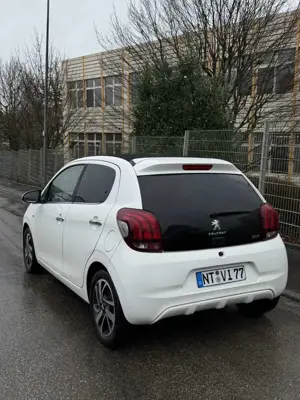 Peugeot 108 Allure Bild 3