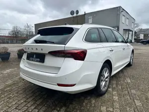 Skoda Octavia 2.0TDI Combi Style LED*HUD*ACC*LANE*SIDE Bild 5