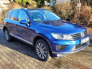 Volkswagen Touareg Touareg 3.0 V6 TDI SCR Blue Motion DPF Automatik Executive Edition Bild 4