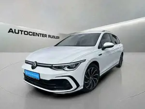 Volkswagen Golf VIII Variant R-Line Matrix  Pano AHK DCC