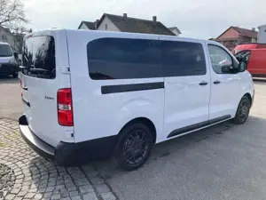 Citroen Jumpy 180BlueHDI L3 Komb *Navi*Automatik*AHK*LED Bild 3