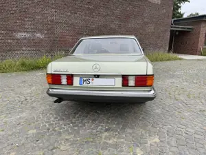 Mercedes-Benz 380 SE W126 Neuwertig Scheckheft bei MB 8-Zylinder Automatik Bild 3