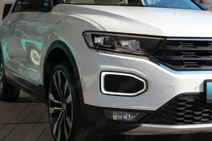 Volkswagen T-Roc 2.0 TDI DSG Style 4Motion Bild 4