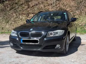 BMW 320 320d DPF Touring Aut. Edition Fleet Bild 2