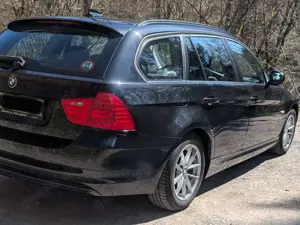 BMW 320 320d DPF Touring Aut. Edition Fleet Bild 4