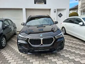 BMW X1 sDrive 18 d Sport Line Top Zustand