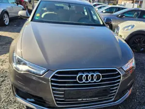 Audi A6 3.0 TDI Kombi 1 Hand Scheckheft Motorschaden