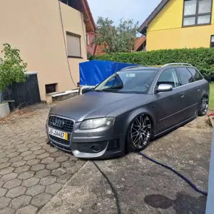 Audi A4 Avant 2.0 T FSI