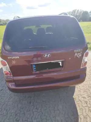 Hyundai Trajet Trajet 2.0 GLS Bild 2