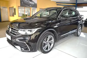 Volkswagen Tiguan R-Line AUTOMATIK / XENON / NAVI / PDC