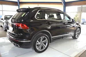 Volkswagen Tiguan R-Line AUTOMATIK / XENON / NAVI / PDC Bild 4