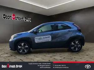 Toyota Aygo X Hybrid Active Sitzheizung Rückfahrkamera Apple Car Bild 2