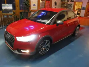 Audi A1 A1 Sportback 1.0 TFSI Sportback S-Line