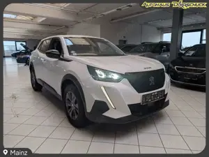 Peugeot 2008 NAVI. PDC. KLIMAAUT. LED. ALU