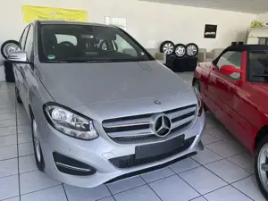 Mercedes-Benz B 180 B-Klasse Style, Kamera, Navi, Einparkhilfe