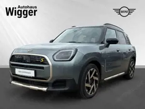 MINI Cooper SE Countryman BEV ALL4 Favoured Trim/HUD