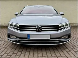Volkswagen Passat Variant Elegance 2.0TDI 200PS Matrix LED