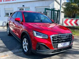 Audi Q2 40 TFSI quattro S-tronic S-Line / 1. Hand