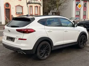 Hyundai TUCSON 2WD N Line Automatik Navi Panorama Bild 4