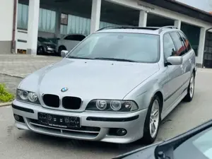 BMW 525 d A Sport touring M Paket Bild 3