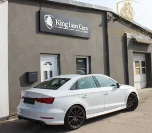 Audi S3 2.0 TFSI quattro PANORAMA+BO+KAMERA+LED+MMI Bild 4