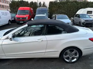 Mercedes-Benz E 250 E 250 Cabrio 7G-TRONIC Leder+Navi+Kamera+LED Bild 3