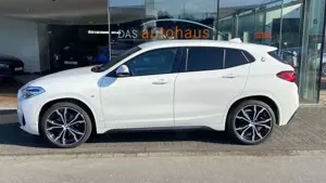 BMW X2 sDrive 18 i M Sport , NAV I, PDC, !! 32.814 KM !! Bild 5