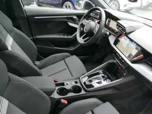 Audi A3 30 TFSI S LINE LED NAVI SOUND SYSTE Bild 3
